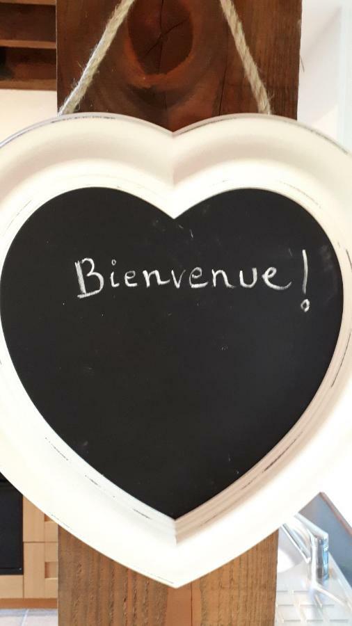 Gite Du Sorbier Le Chalard Екстер'єр фото